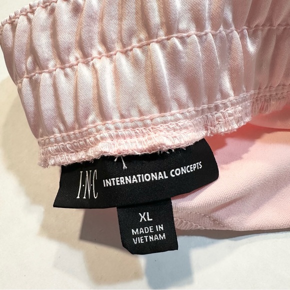 INC Pink Satin Jogger Pants Cargo Pockets, New w/ Tags, Size XL - Picture 6 of 15